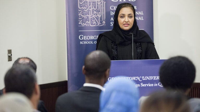 كلية الشؤون الدولية بجامعة جورجتاون في قطر تستضيف الدكتورة
الشيخة عائشة بنت فالح آل ثاني في محاضرة حول الدور المتزايد للنساء في قطر