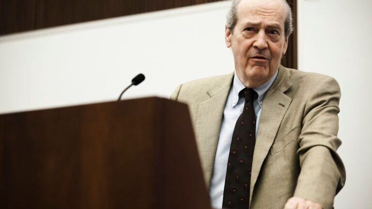 قسم السياسية والثقافة بكلية الشؤون الدولية بجامعة جورجتاون في قطر يجمع باحثون دوليون لمناقشة قضية الشر