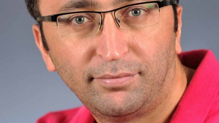 خبير من جامعة جورجتاون يلقي محاضرة عن تركيا والربيع العربي