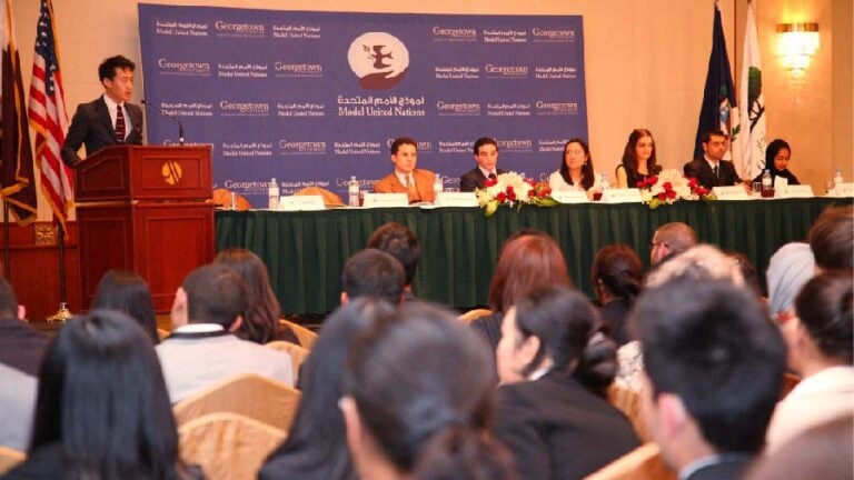 مؤتمر نموذج الأمم المتحدة 2013 في الدوحة يطرح رؤى جديدة حول أبرز القضايا الإقليمية والدولية