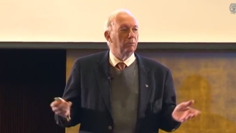 السلسلة تقدم منتدى ومنصة لتبادل الآراء والنقاش حول هذا الموضوع الهام